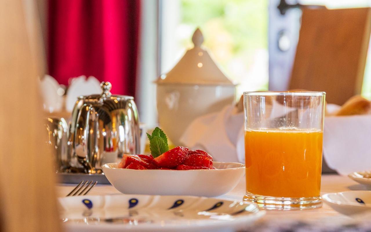 Domaine Des Ormeaux Villa Ajat Екстериор снимка