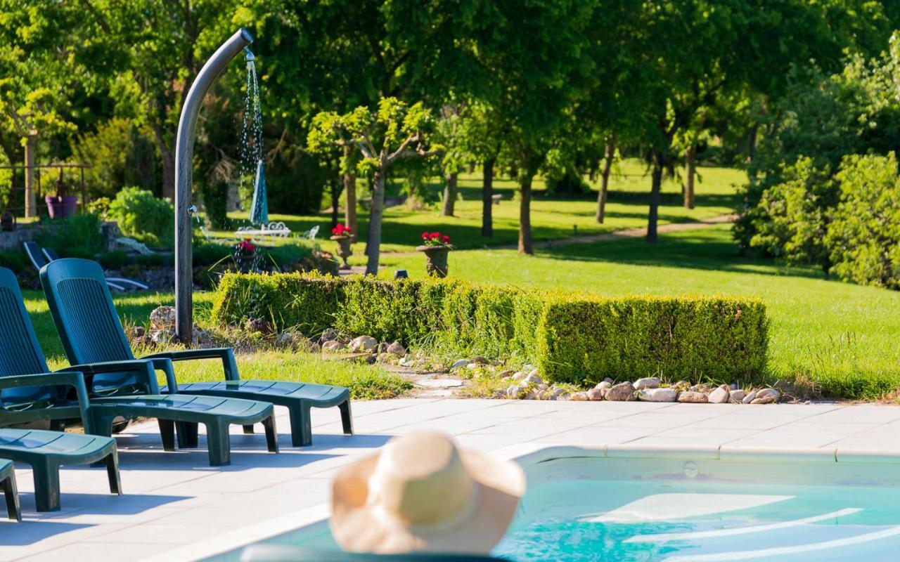 Domaine Des Ormeaux Villa Ajat Екстериор снимка